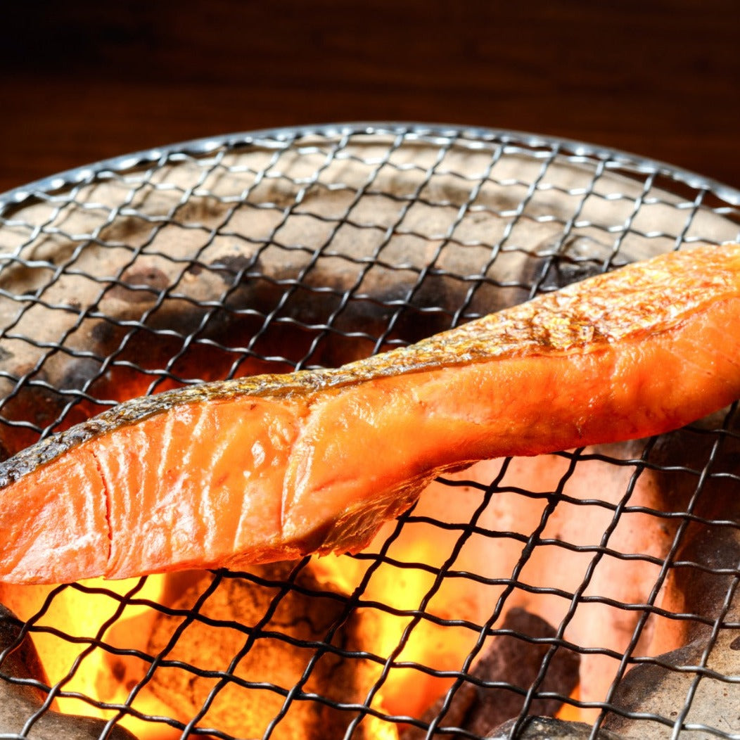 SALMON BELLY LOIN 1KG | 厳選、特大トロサーモン | 1KG Value Pack