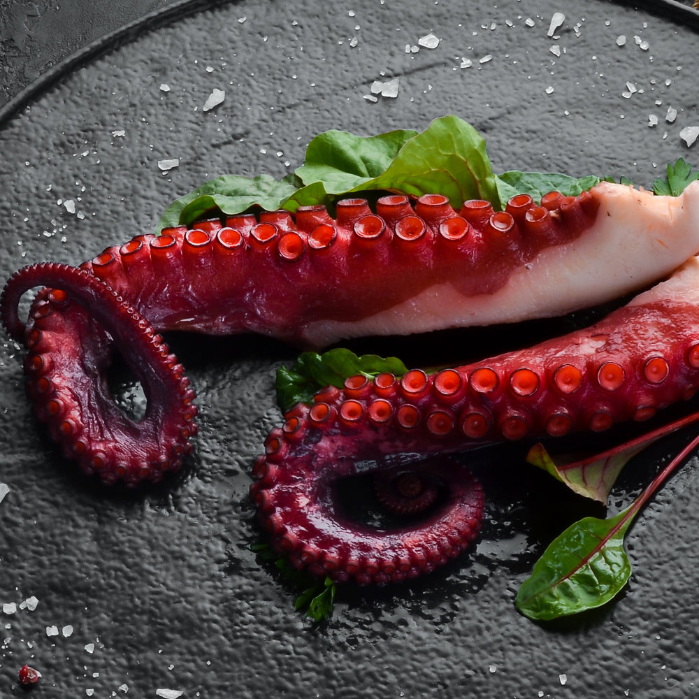 Steamed Octopus (2 legs) | 蒸しだこ(二本足) | 200g