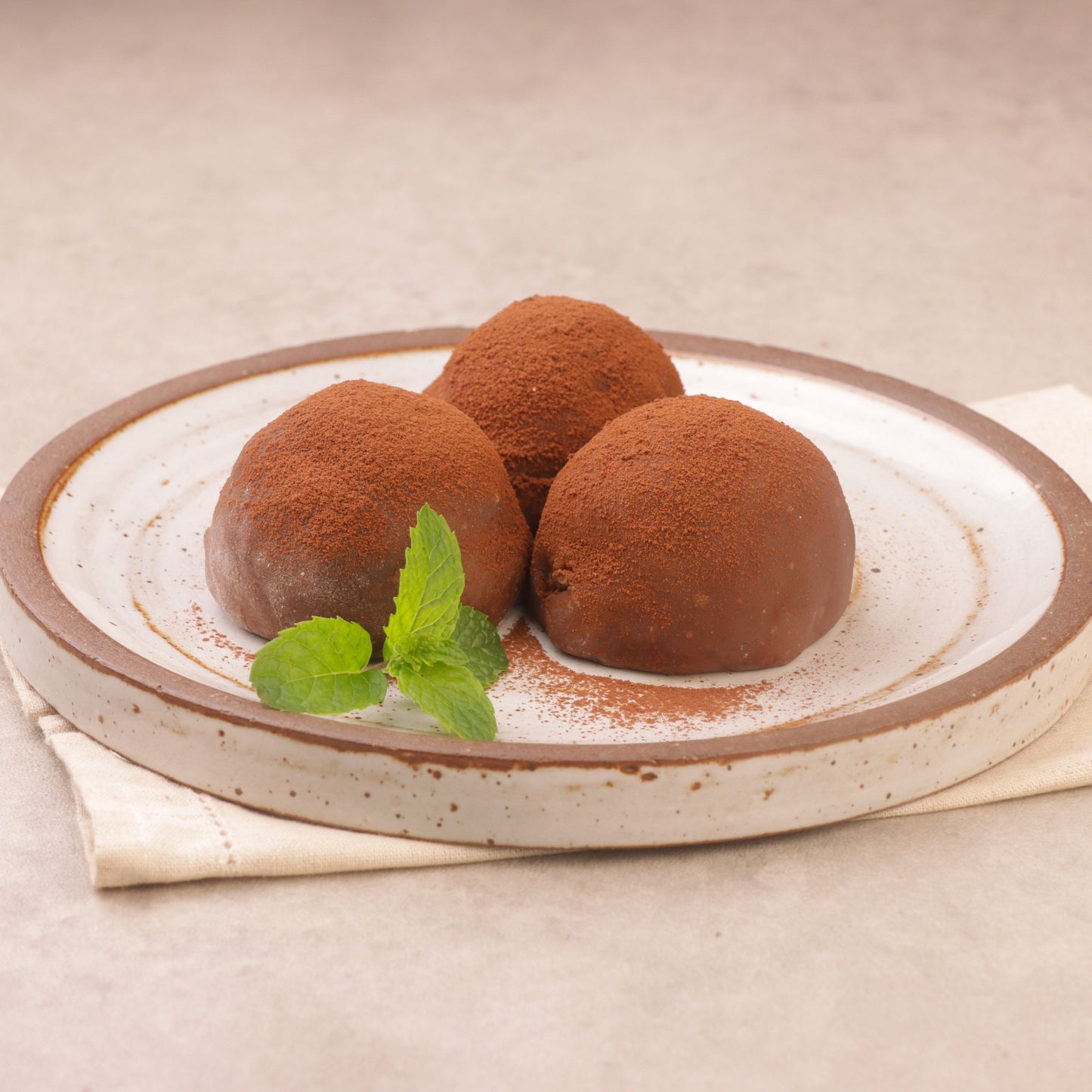 
                  
                    Chocolate Flavored Japanese-style Mochi | チョコレート味の和風もち | 10 PCS -260G
                  
                