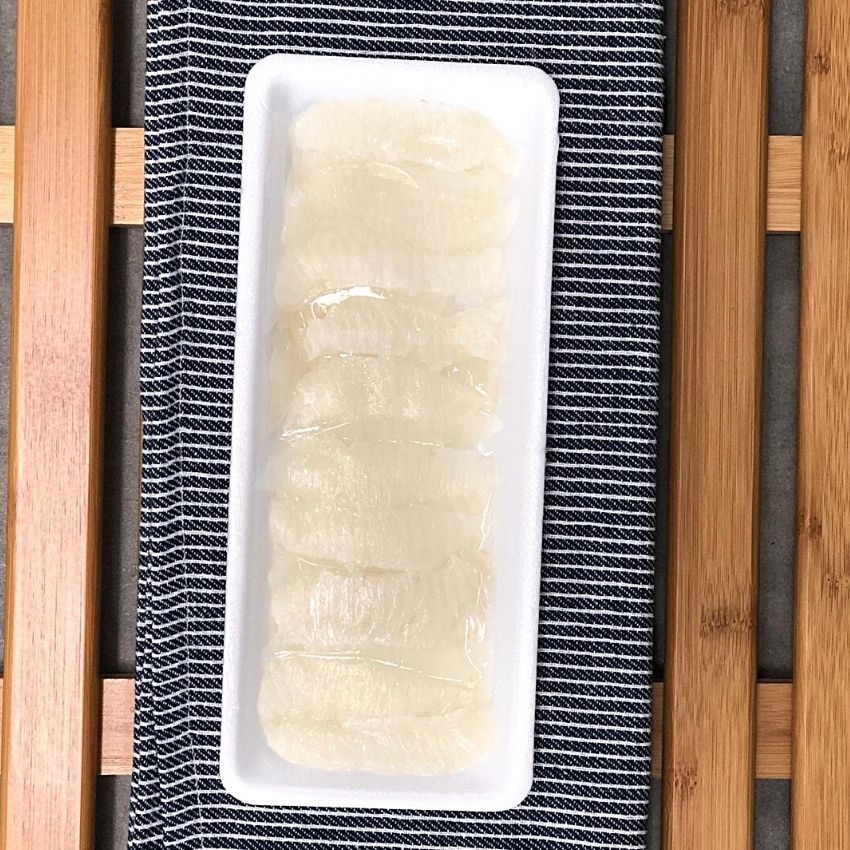 
                  
                    Engawa Sushi Slice | 刺身えんがわ | 160G
                  
                